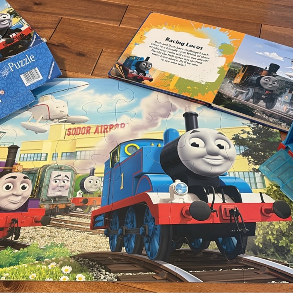 Thomas & Friends -Pop Up Tent, 6 Puzzles Set and Train Toy
